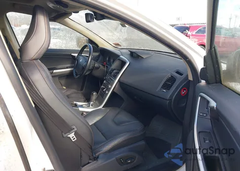 2010 Volvo Xc60 T6/T6 R-Design from USA, damaged, VIN YV4992DZ7A2080269